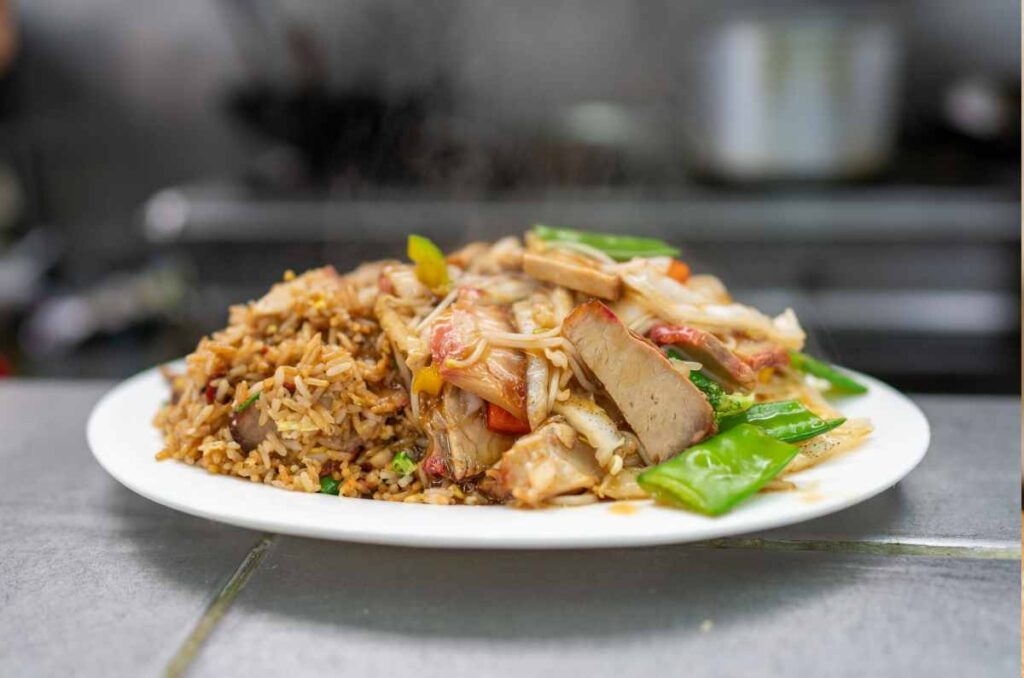 Chifa, historia de cómo la cocina china se fusionó con la comida peruana