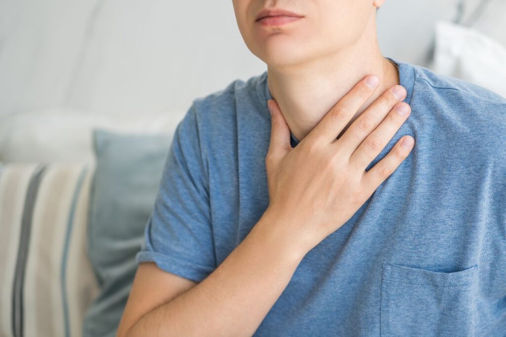 Remedios caseros contra el dolor de garganta que debes conocer