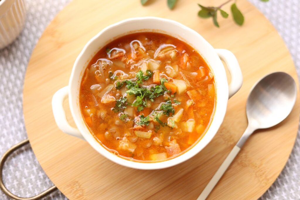 Sopa minestrone: qué es y por qué es perfecta para el frío