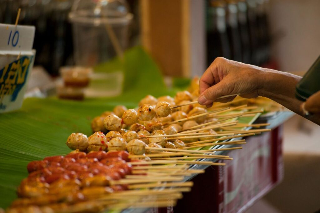 La street food es fácil de consumir sin necesidad de una mesa.