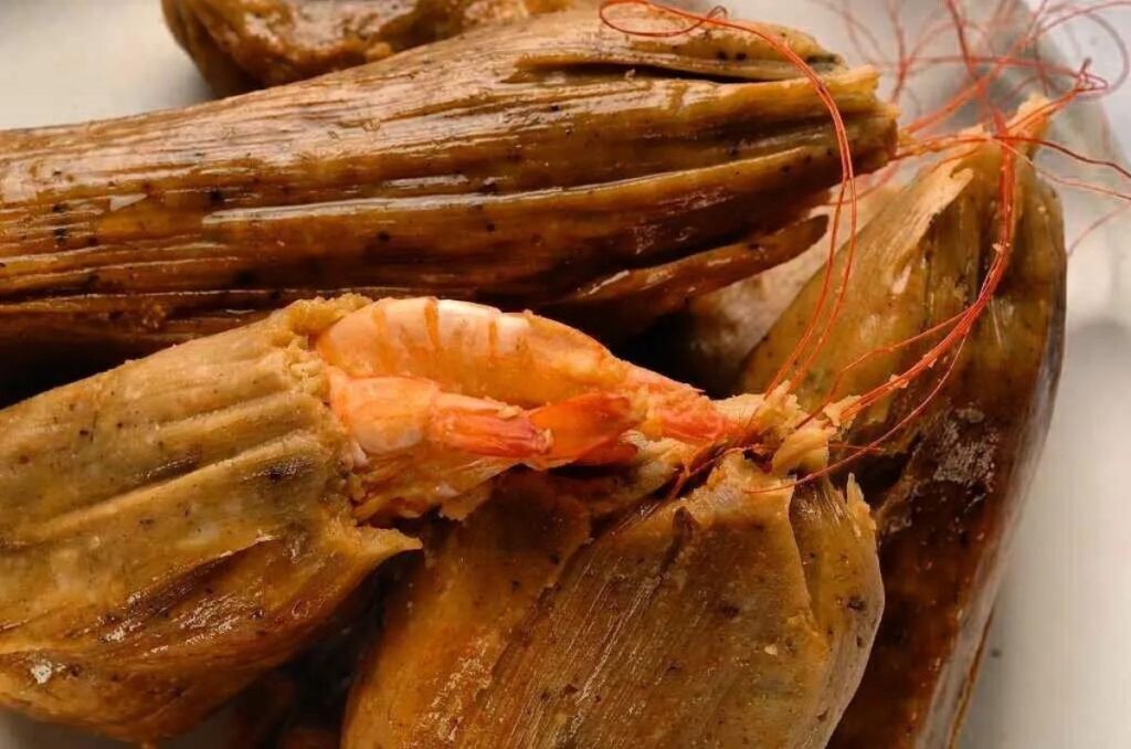 Tamales barbones rellenos de camarón