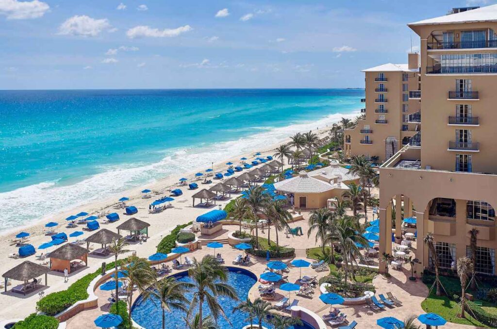 El hotel de lujo en Cancún que tiene dos restaurantes Five Diamond Award 1