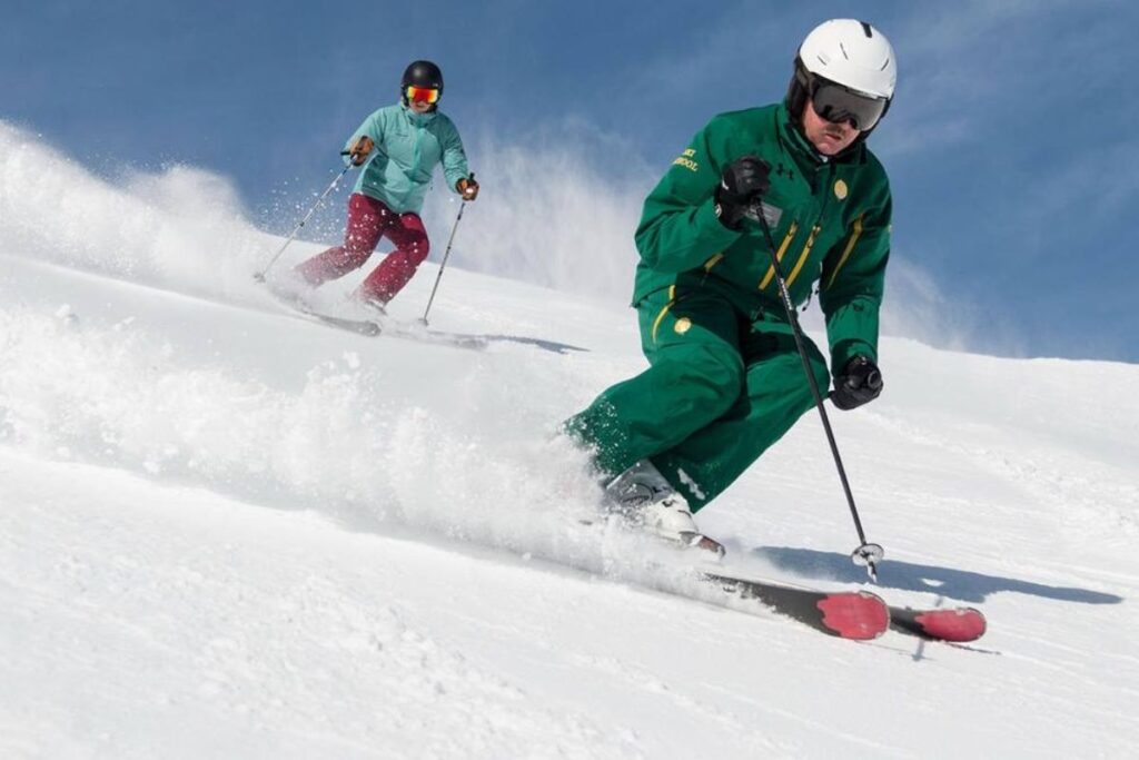 Adrenalina y paisajes impresionantes mantienen atractivo al mundo del ski 