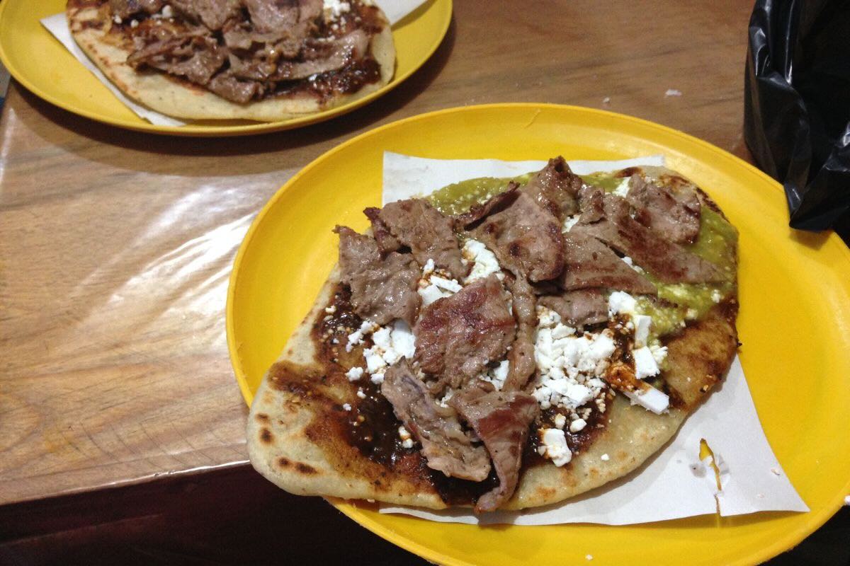 2. Tlacoyos Martínez