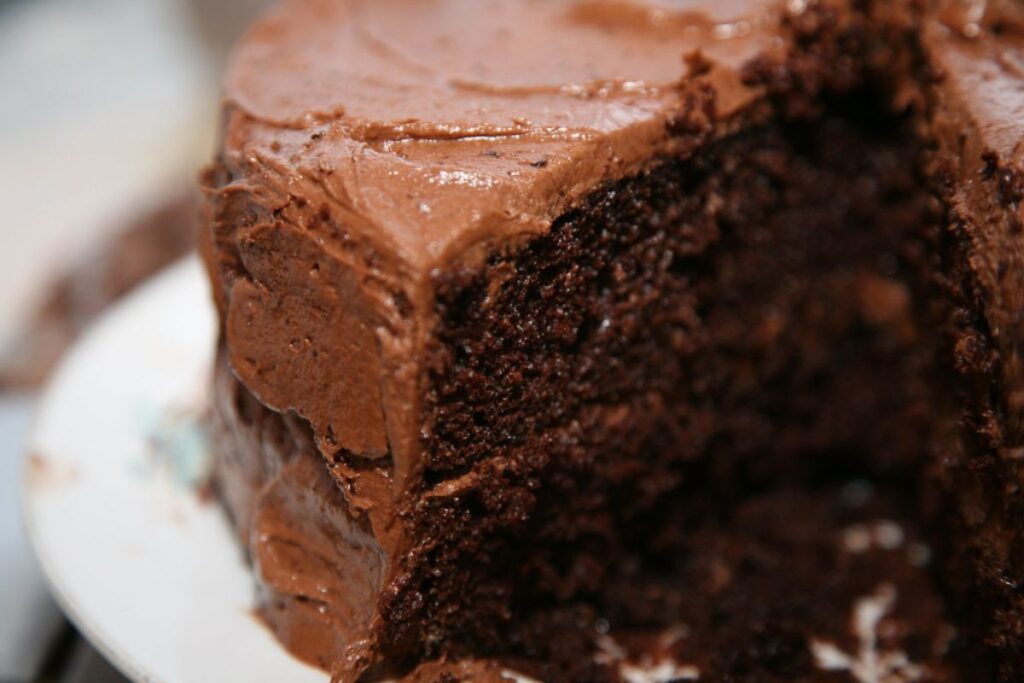 Por qué el pastel de chocolate de Costco se ha vuelto tan popular