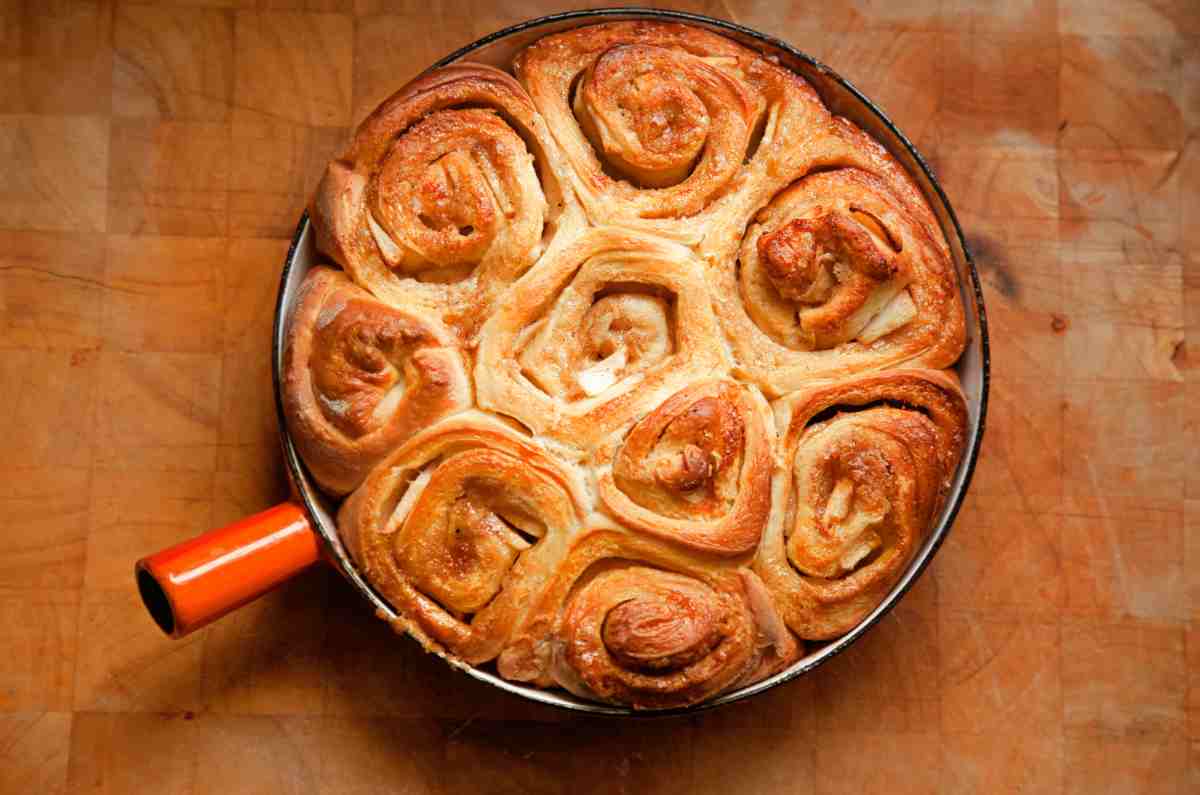 Historia de los Sticky Buns, los roles de canela alemanes y una receta