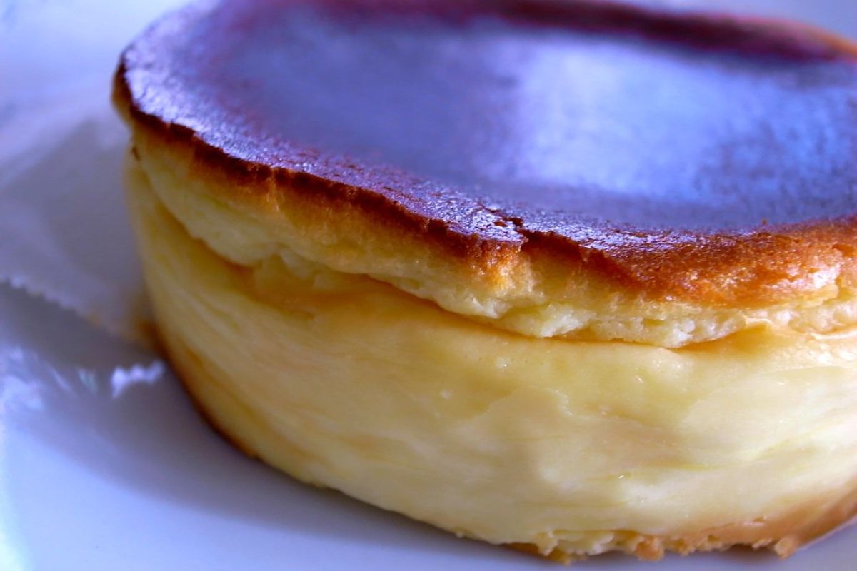 Capa crujiente del cheesecake horneado. Foto de Flickr.