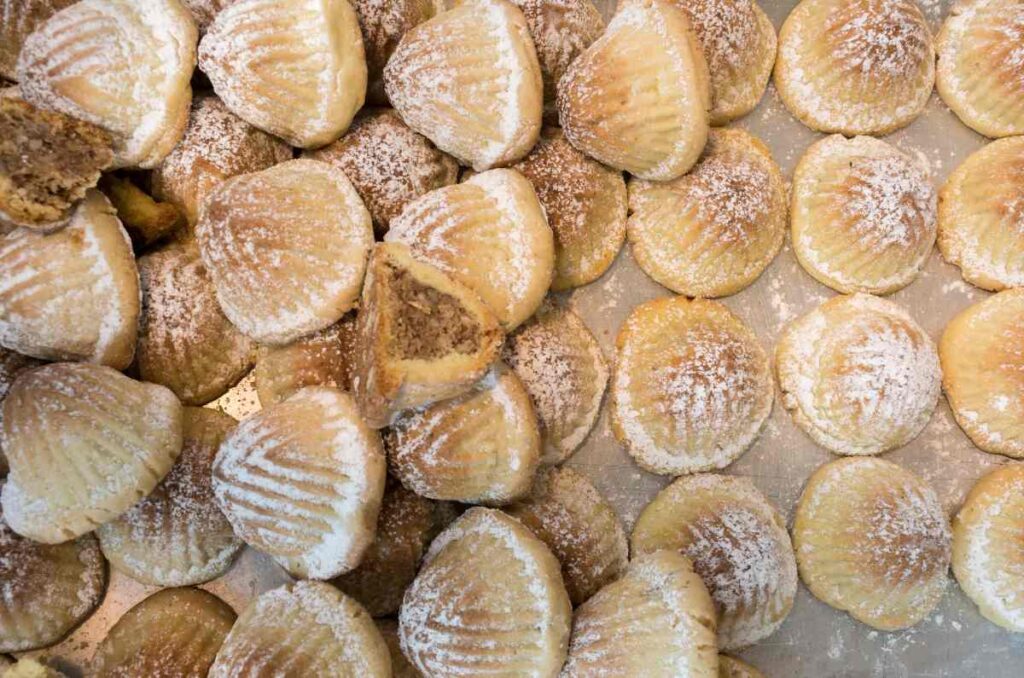 Mamul, los dulces árabes de dátil con nuez y cómo prepararlos