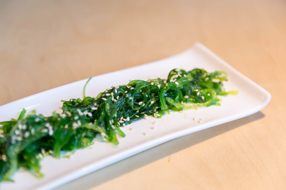 4. Goma Wakame