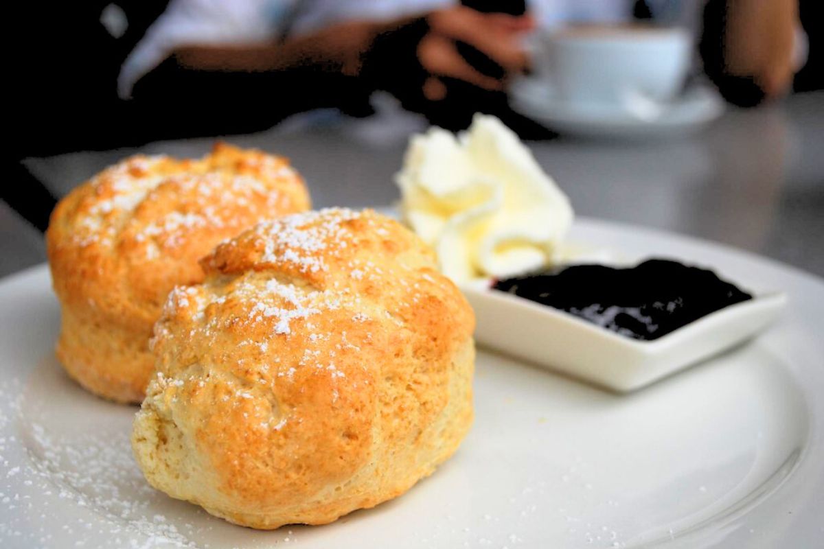 Scones, el bocadillo escocés perfecto para acompañar el té 