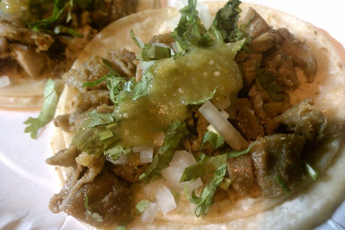 3. Taquería Hermanos Luna