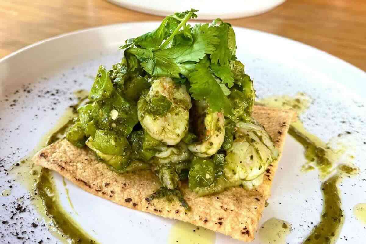 Ceviche verde con aceite de cilantro. Foto de Instagram Marea.