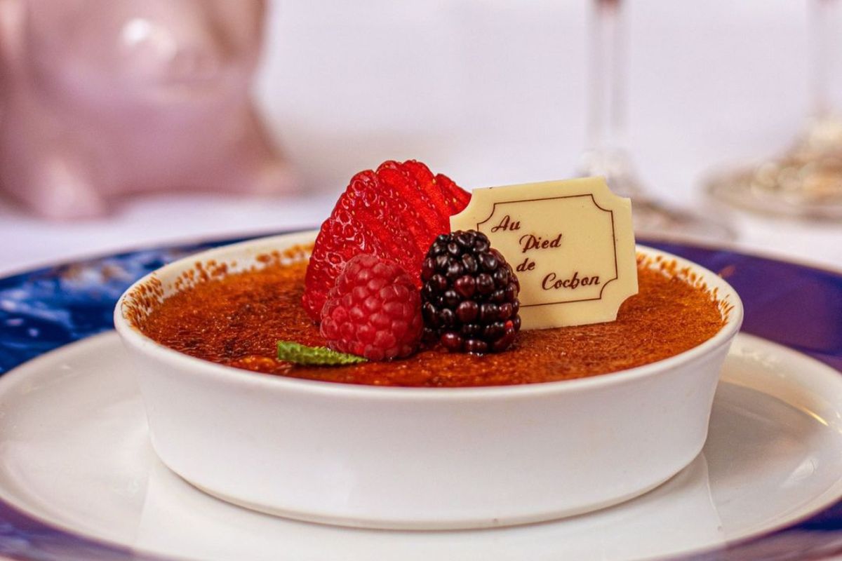 2. Au Pied de Cochon