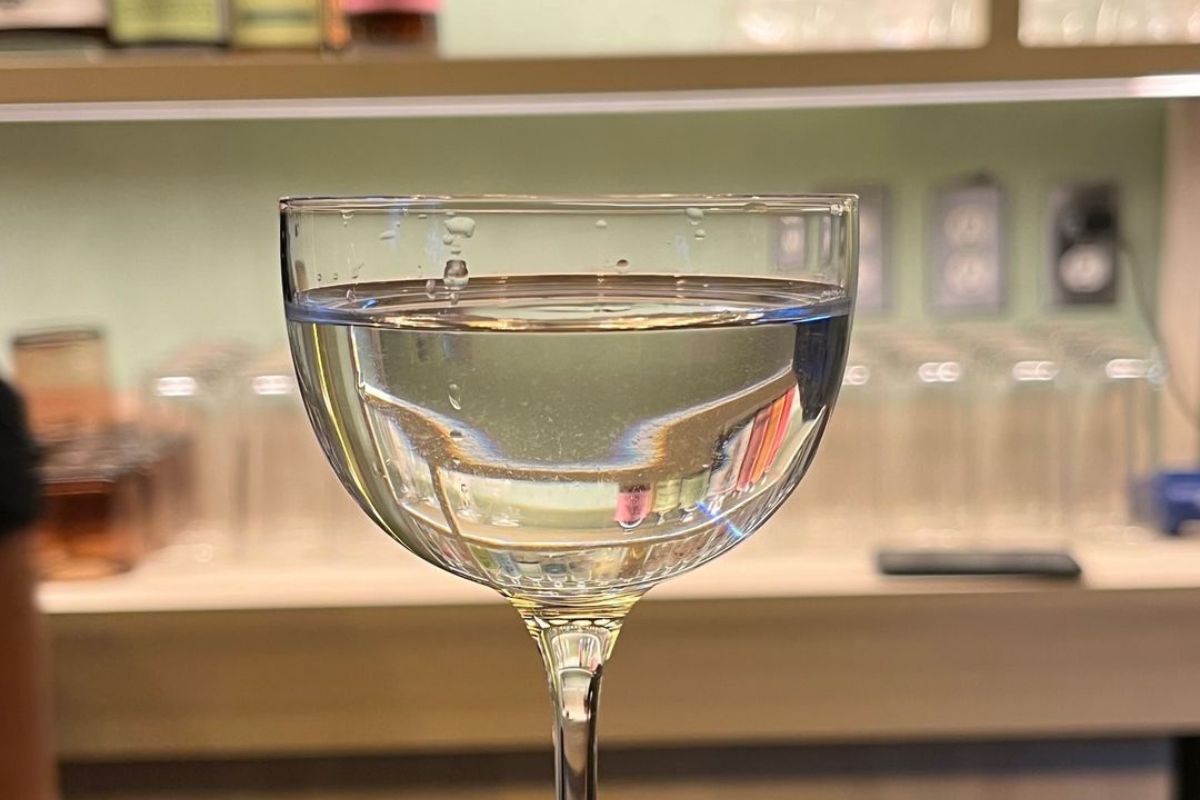 Coctel La Parca, inspirado en el martini. Foto de Instagram Matuche.