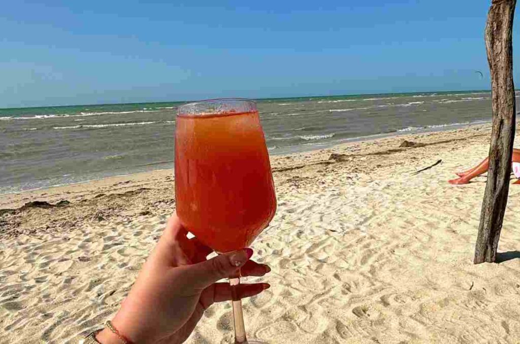 Desde manglares hasta un picnic en la playa, así vivimos un día en Sisal, Yucatán 3