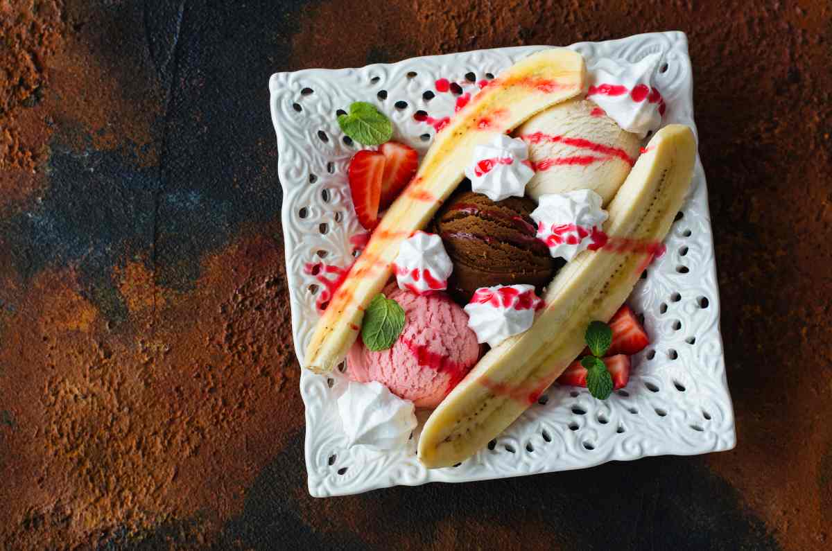 Historia y origen de la banana split, un postre que conquistó el mundo