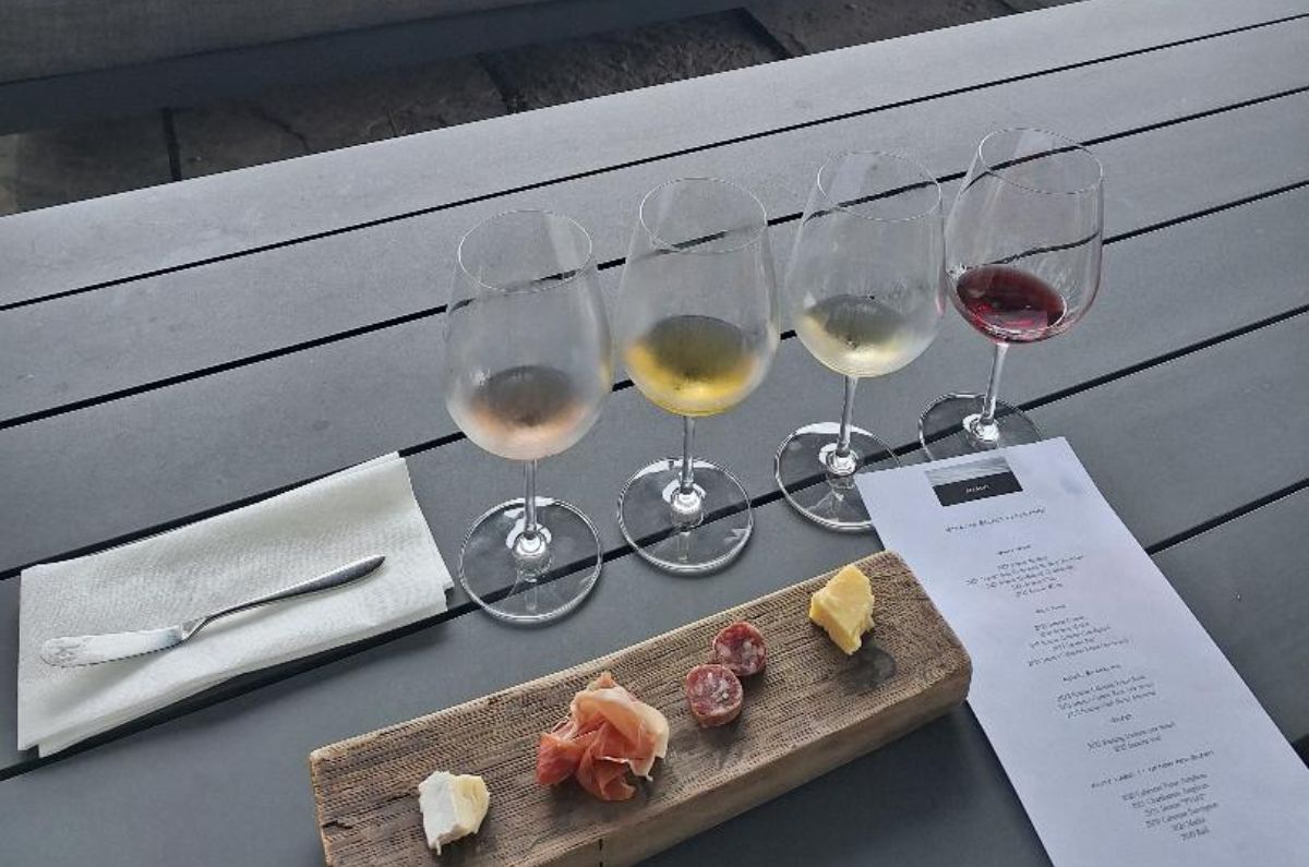 Degustación de vinos en Stratus Wnes, foto de Miriam Carmo