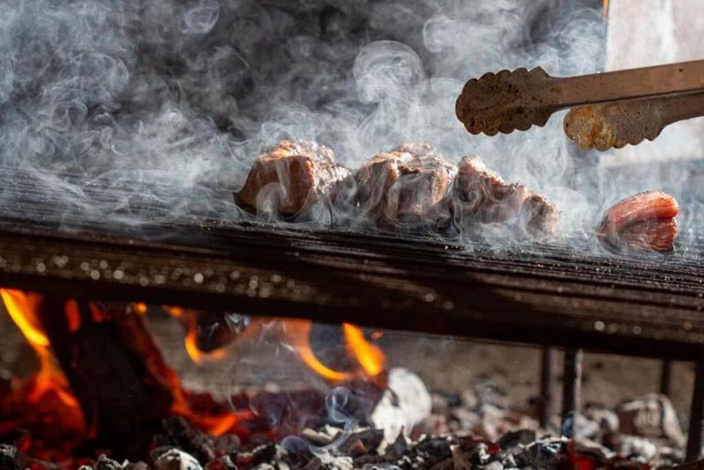 Estilos de asados estadounidenses para los amantes de la cocina a las brasas