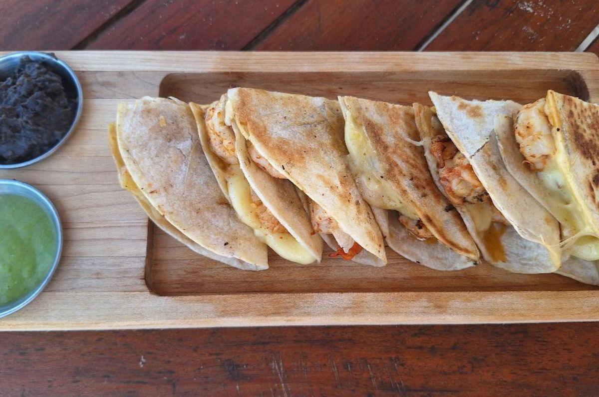 Quesadillas con camarón en Anemona de Mar, foto de Miriam Carmo