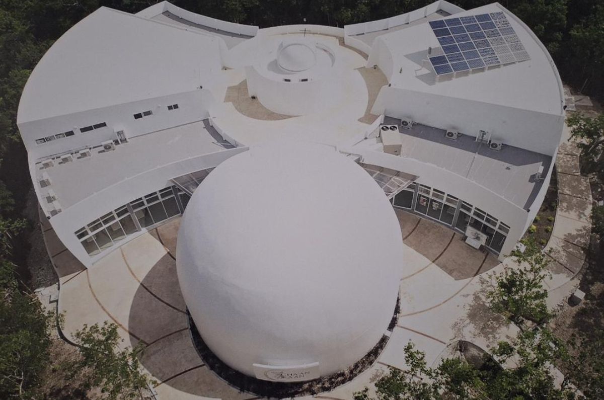 Panorámica del planetario de Cozumel, foto de Miriam Carmo 