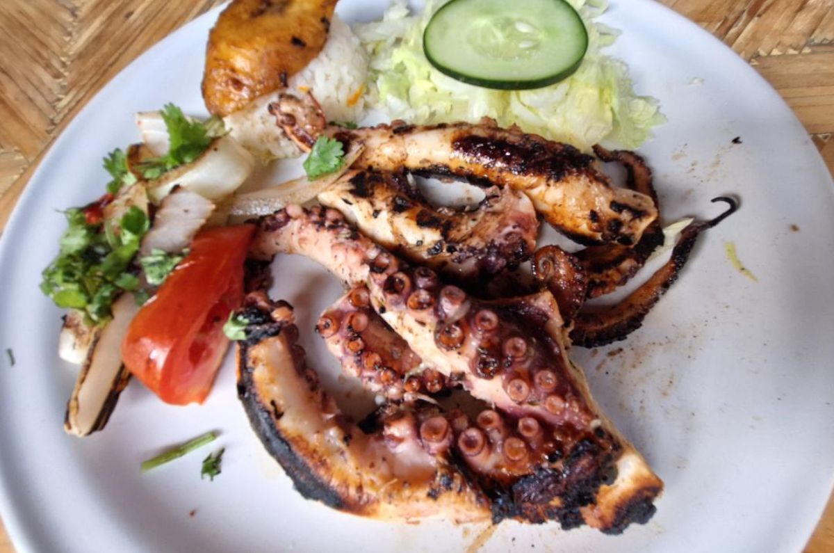 Pulpo al grill en La Negrita, foto de Miriam Carmo