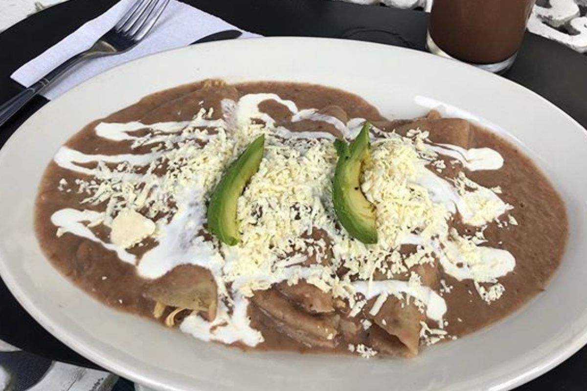 1. El Rey de las Enchiladas