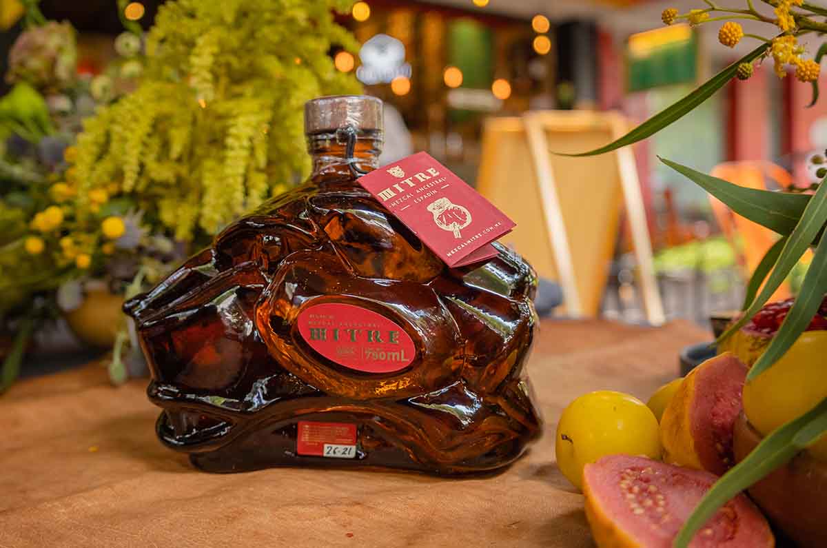 Mitre Ancestral: El Mezcal que Une Tradición y Modernidad