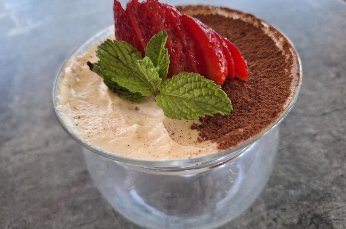 Tiramisú en Xalmar Beach Club, foto de Miriam Carmo