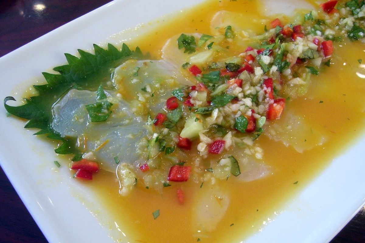 Tiradito con salsa dulce. Foto de Flickr.