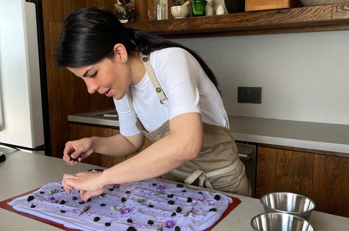 Cocinando Canciones: el proyecto de la chef Gaby Ruiz que une la música y la cocina