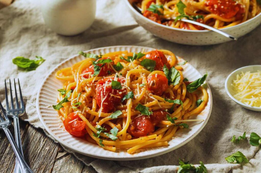 Intenta una pasta a la amatriciana la próxima vez que tengas visitas en casa