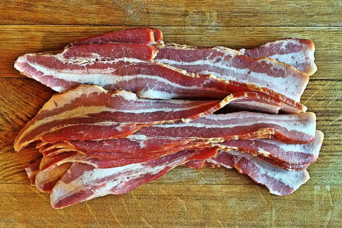 Pancetta fresca para cocinar. Foto de PxHere.