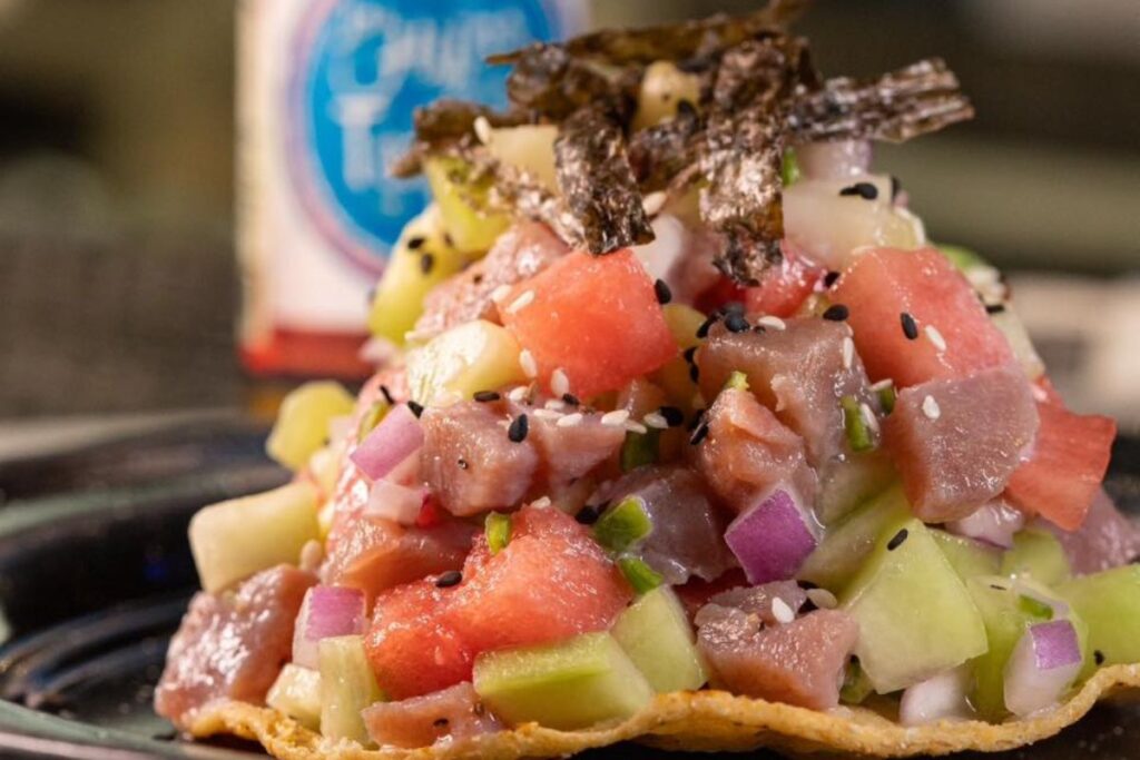 Las tostadas de mariscos en la CDMX son una propuesta popular en restaurantes de cocina de mar.