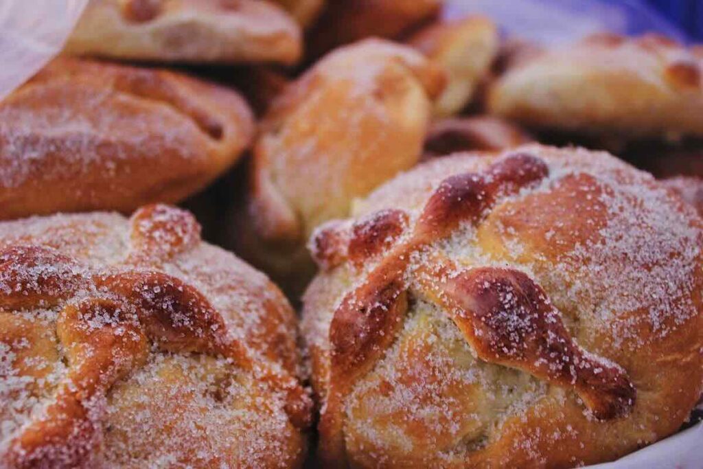 Lugares con talleres para aprender a hacer pan de muerto en CDMX