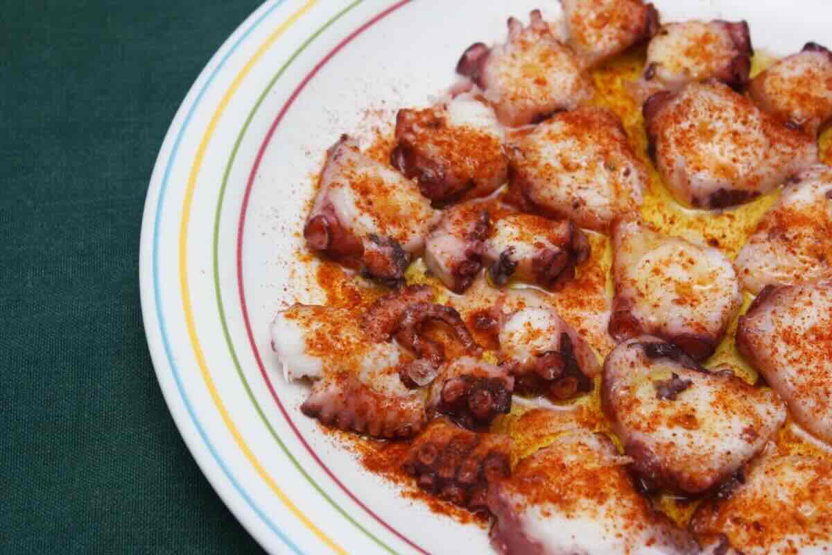 Pulpo a la gallega tradicional. Foto de Flickr.