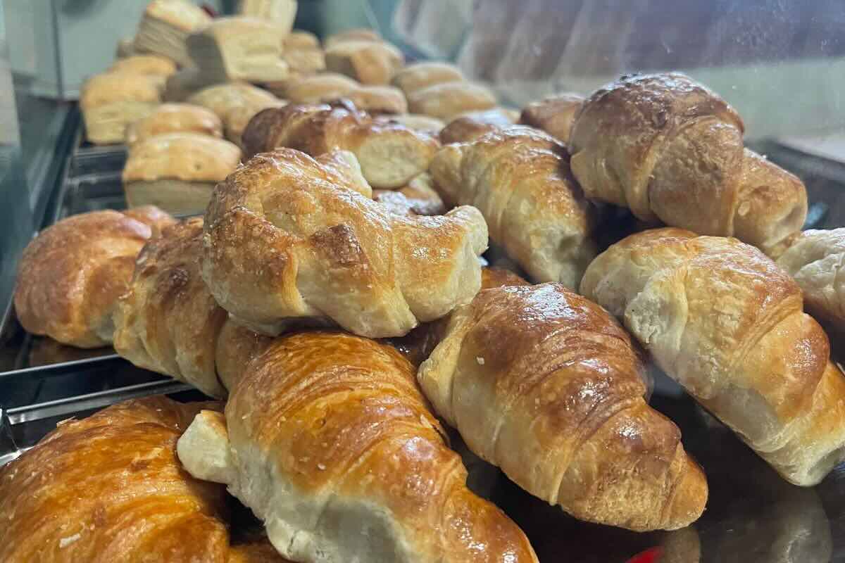 Pan dulce recién horneado. Foto de Tali Akuka y Andre Madera Ecoturismo Mundo.