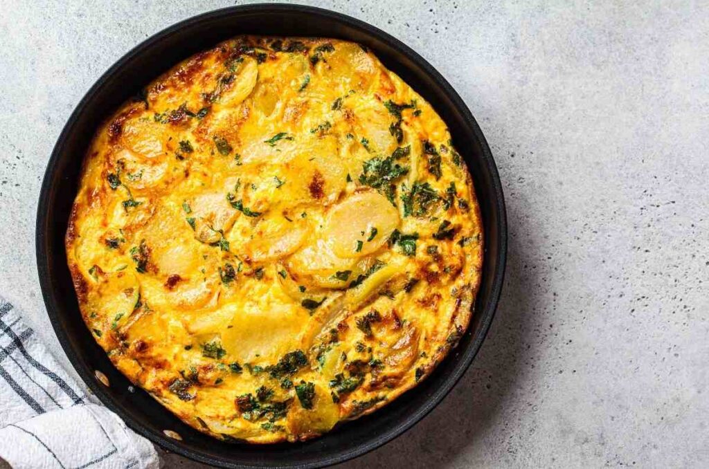 5 recetas de tortilla de patatas para disfrutar en casa 0