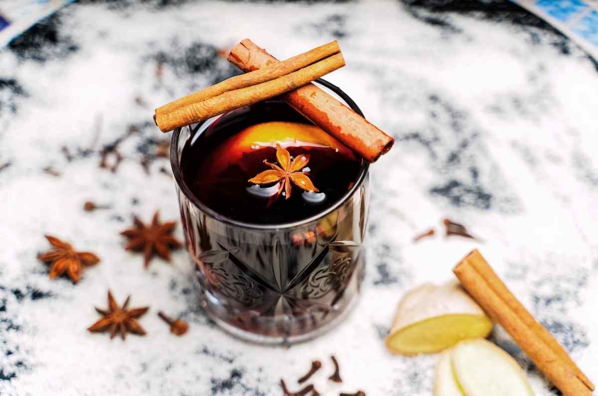 5 recetas de cocteles calientes que debes probar para fin de año