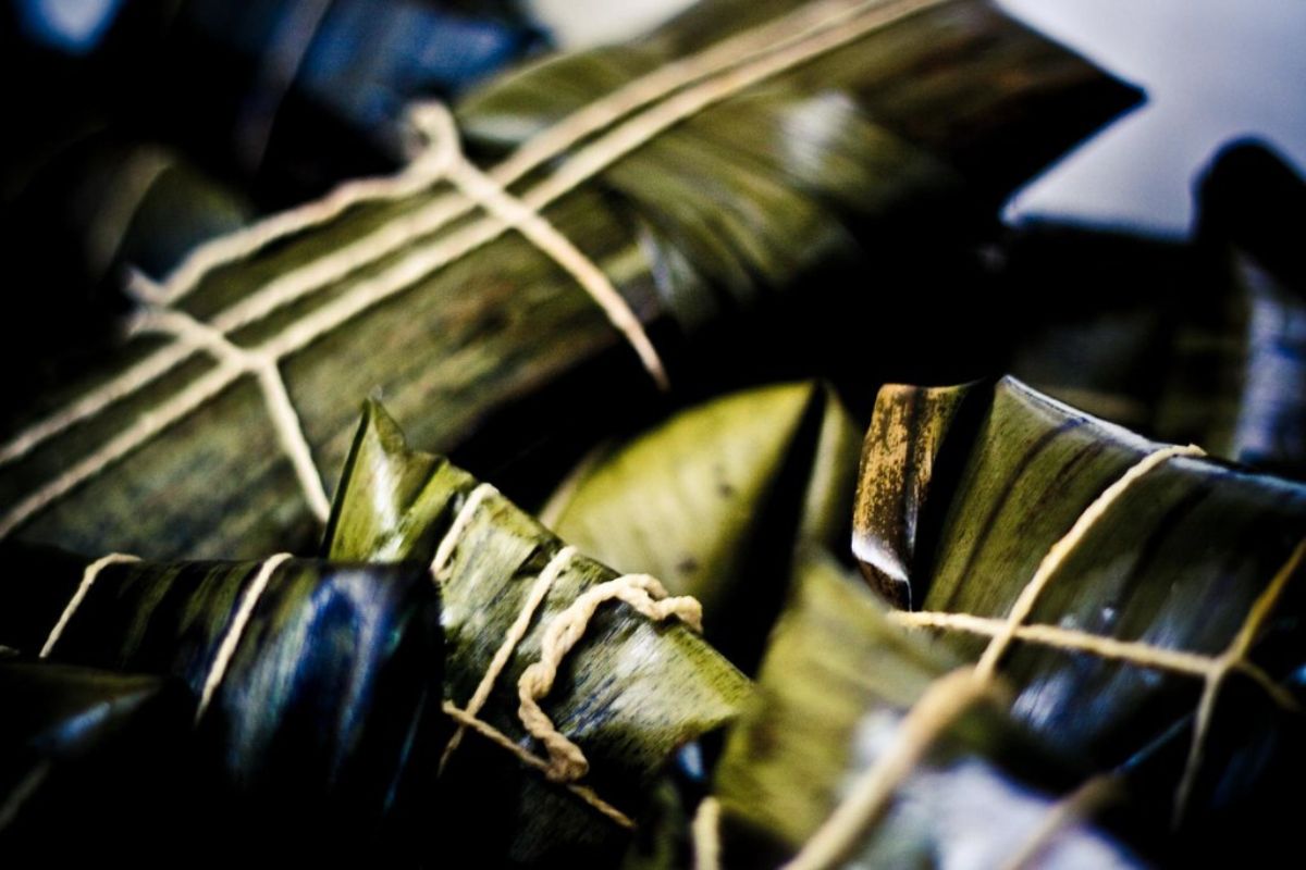 Tamales envueltos en hoja de plátano. Foto de Flickr.