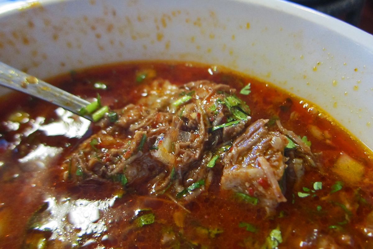 Birria estilo Tijuana. Foto de Flickr.