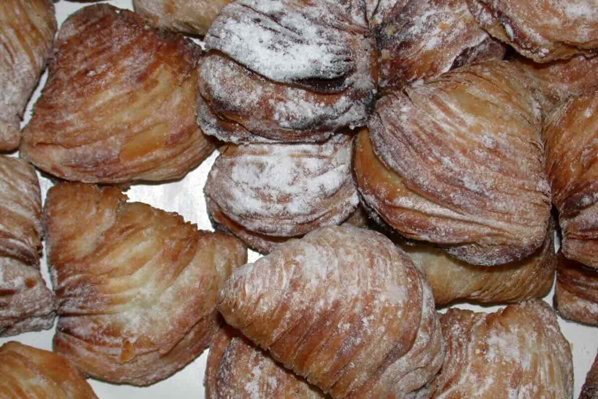 Sfogliatella recién horneada. Foto de Flickr.