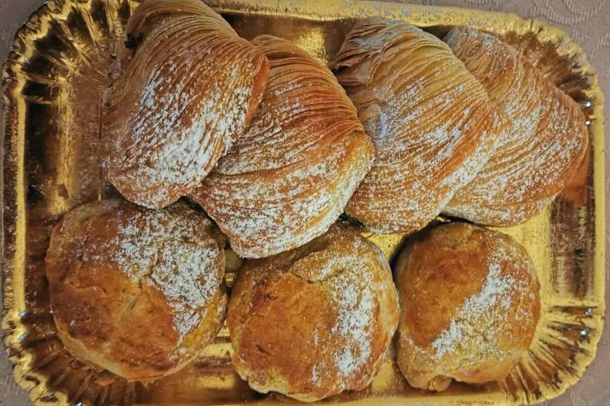 Sfogliatella recién horneada. Foto de Flickr.