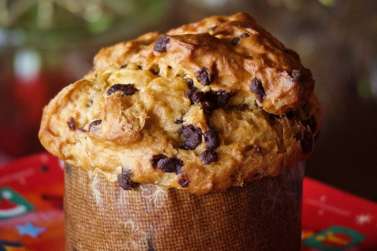 Panettone con chispas de chocolate. Foto de Pexels.