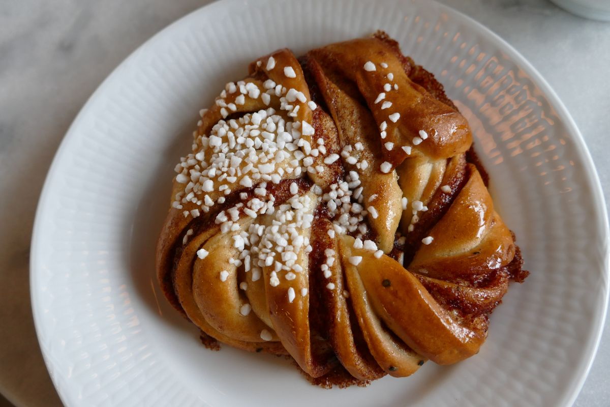 Kanelbulle tradicional. Foto de Pexels.