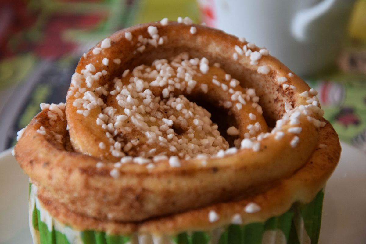 Kanelbulle tradicional. Foto de Pexels.