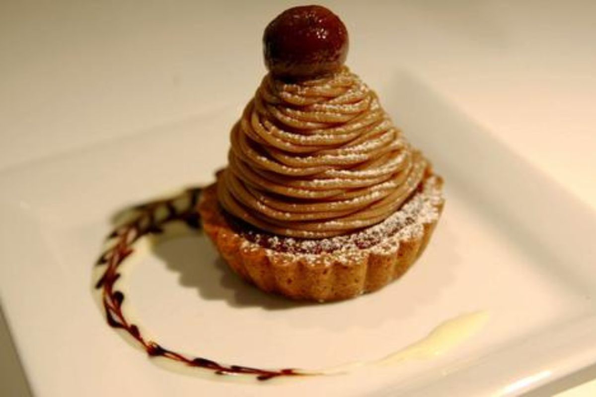 Postre petite conocido como Mont Blanc. Foto de Flickr.