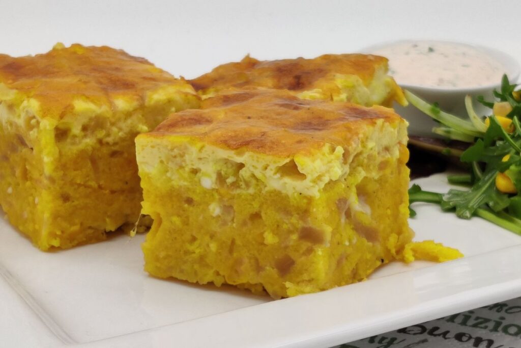 Sopa paraguaya: la tarta salada que va en contra de su nombre