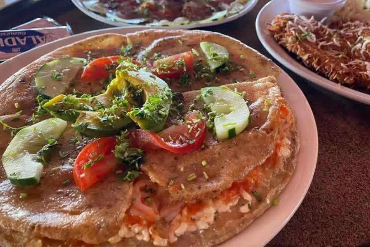 Tortilla rellena para compartir. Foto de Facebook La Palapa Villahermosa.