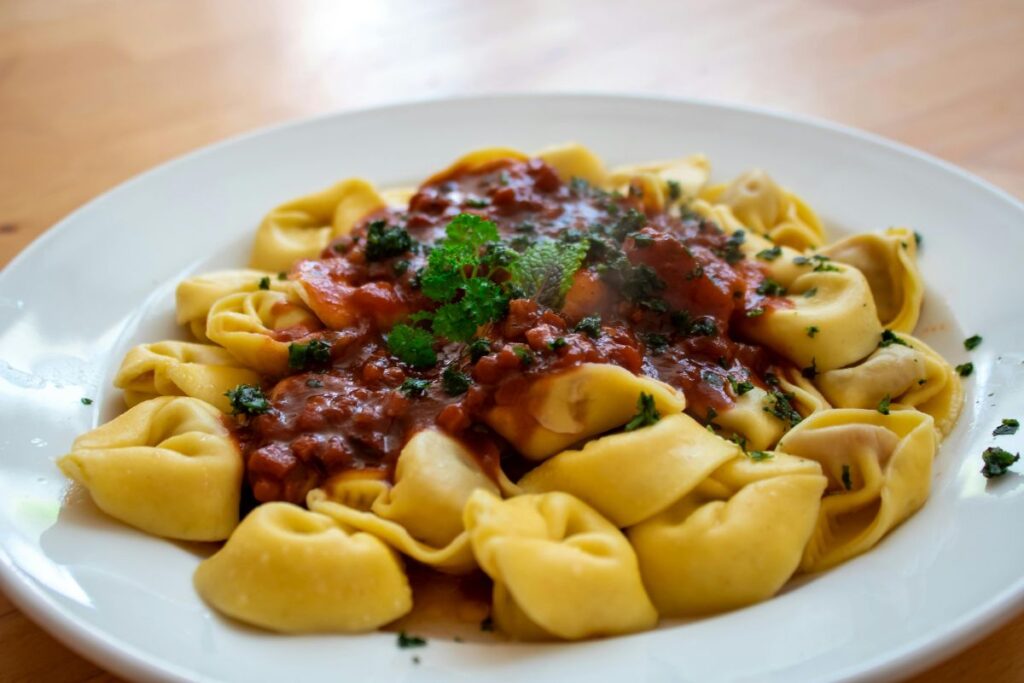 Cenar pasta en la CDMX permite conocer sobre el arte y tradición de la cocina italiana.