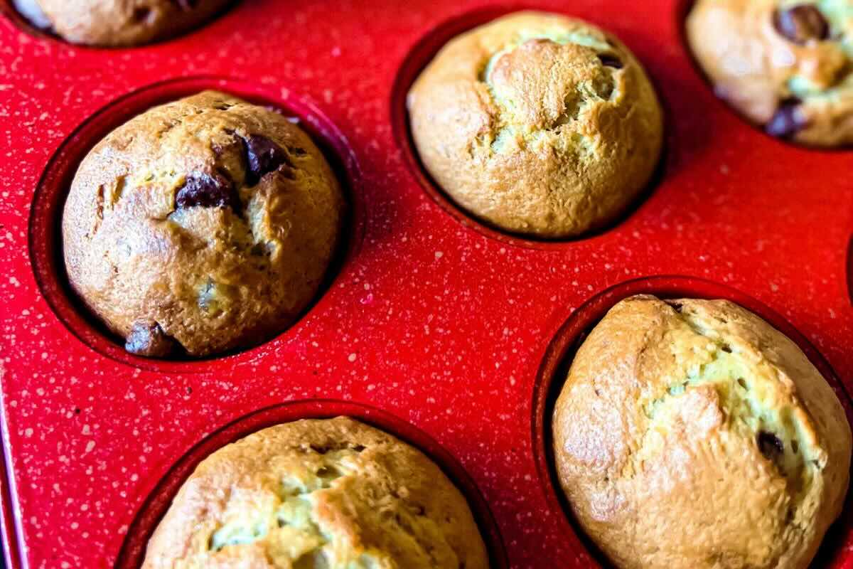 Muffins recién horneados. Foto de Pexels.